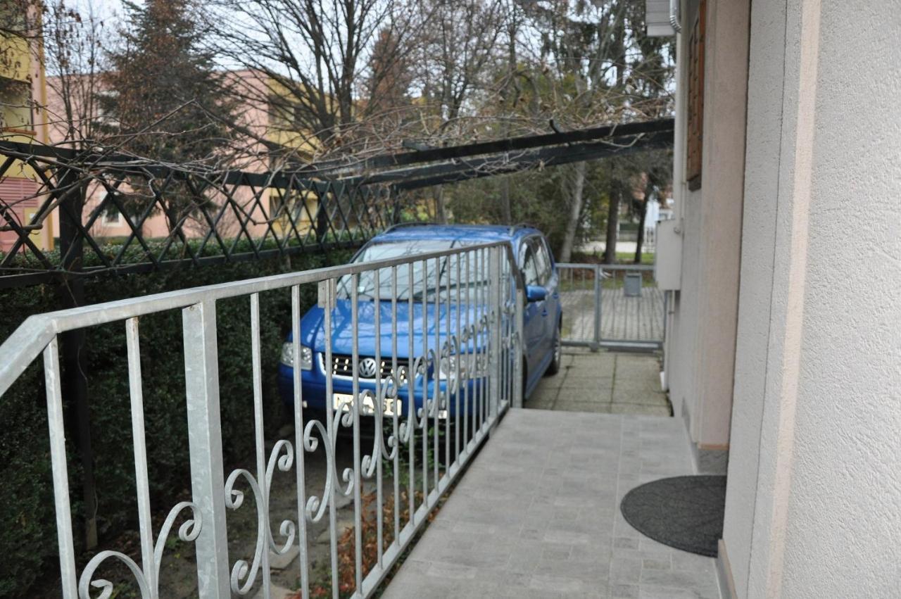 Herbert Apartman Buk Bagian luar foto