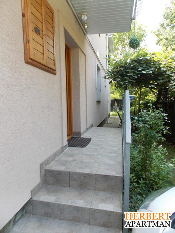 Herbert Apartman Buk Bagian luar foto